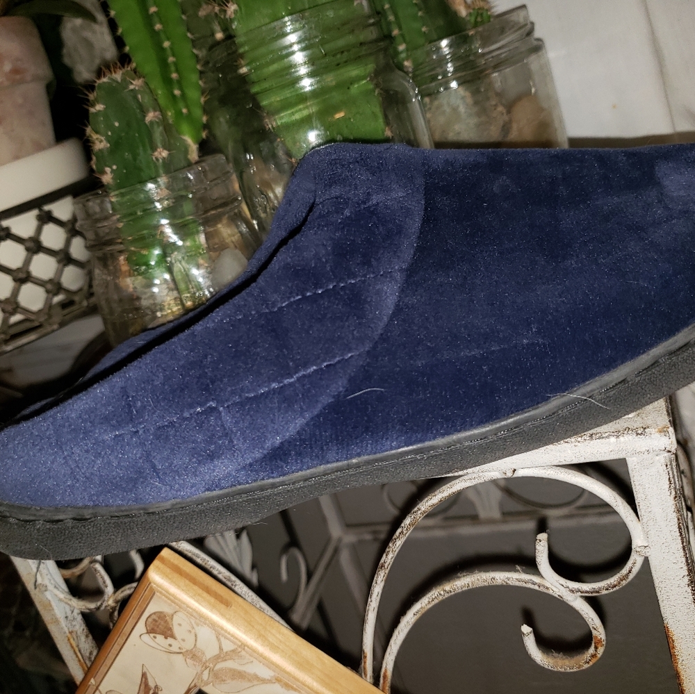 Slippers - Picture 2 of 2